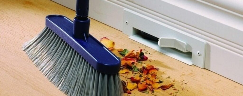 Vacpan automatická lopatka k centrálnemu vysávaču